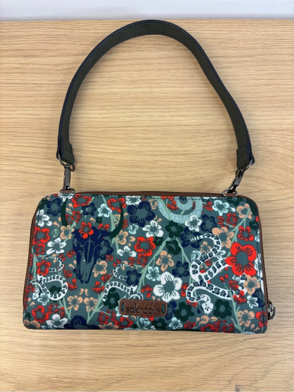 Sakroots Smartphone Crossbody Wallet Purse “Emerald Mojave Garden Print”